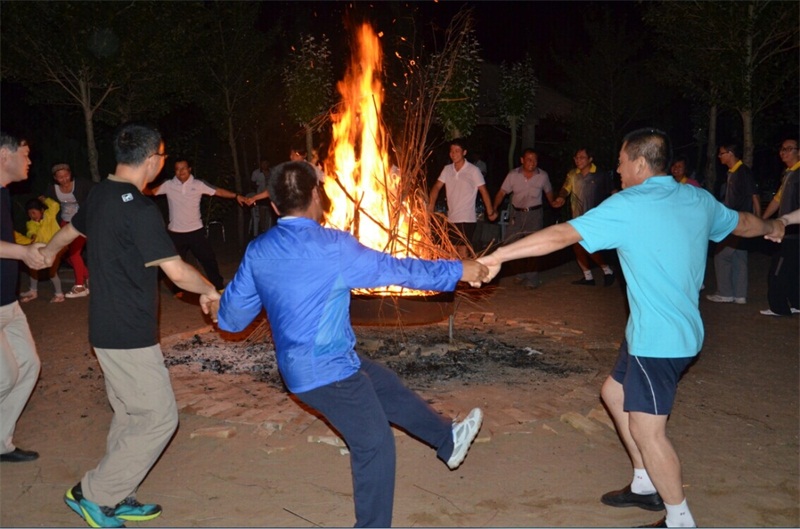 篝火晚会1